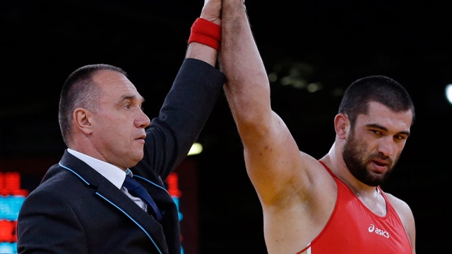 махов сталь