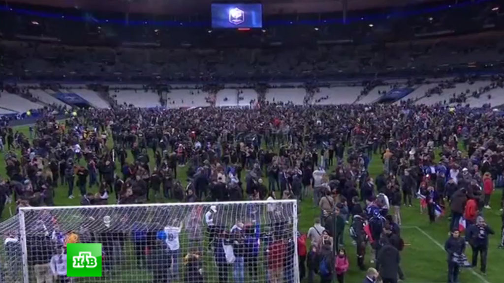 Матч франция минута молчания. Взрывы вблизи стадиона «Стад де Франс». Стадион Париж футбол. Голосование футбол.
