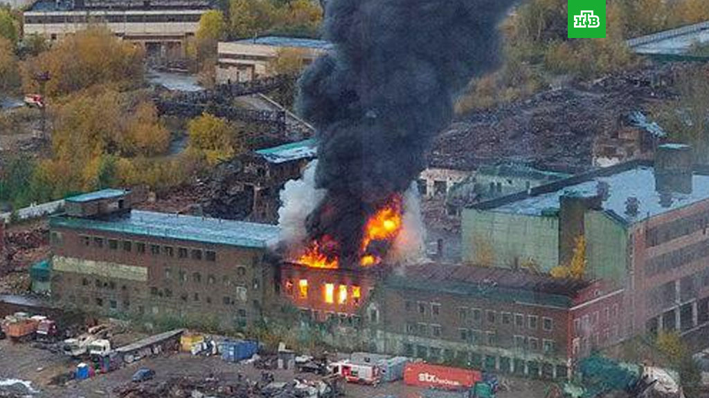 В Москве загорелся завод «Серп и молот» // НТВ.Ru
