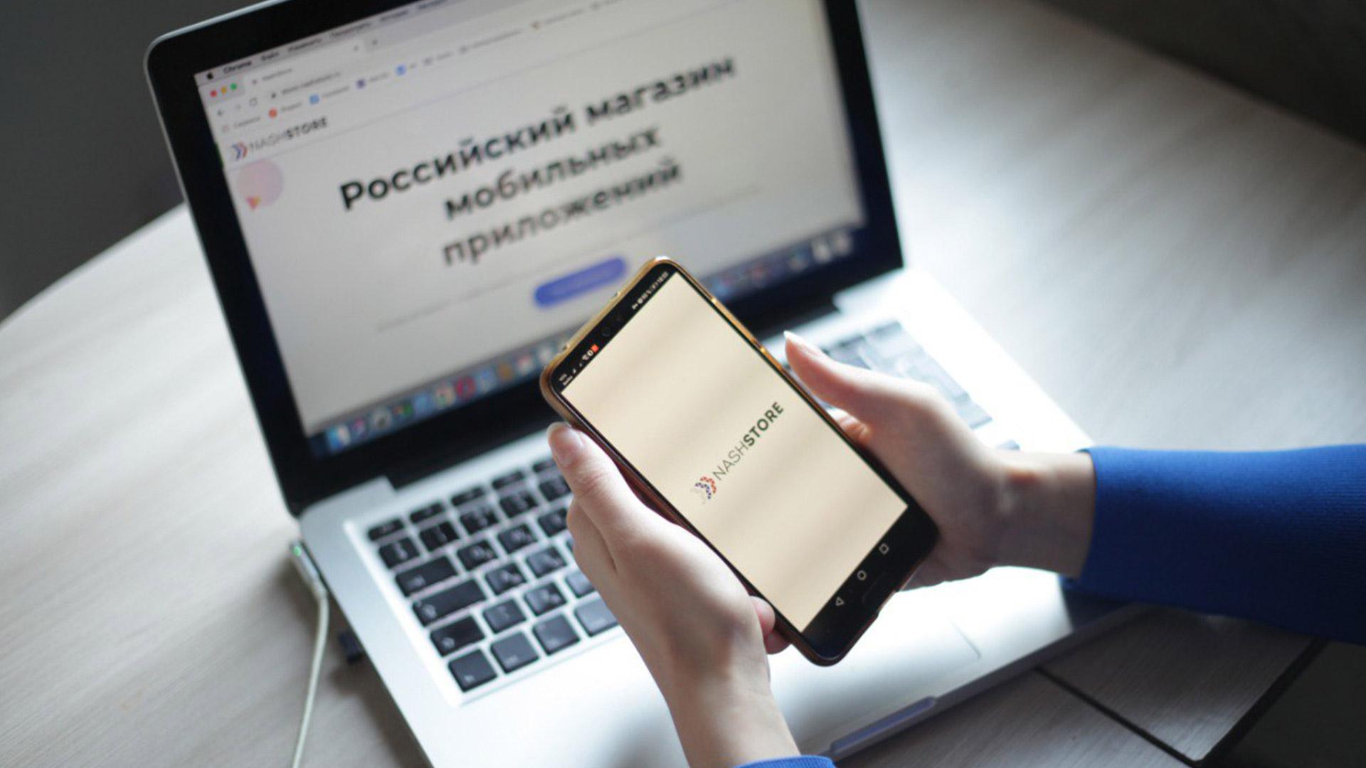 Девушка программист. Пренебрежение потребностями. Инвалид в самолете. Группа людей с ограниченными возможностями. Который станет доступен для.